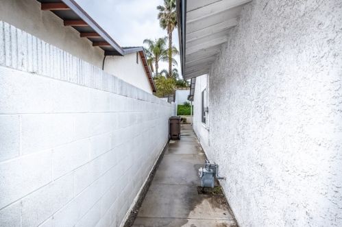 4122 Addington Dr, Anaheim CA  92807-2801 exterior