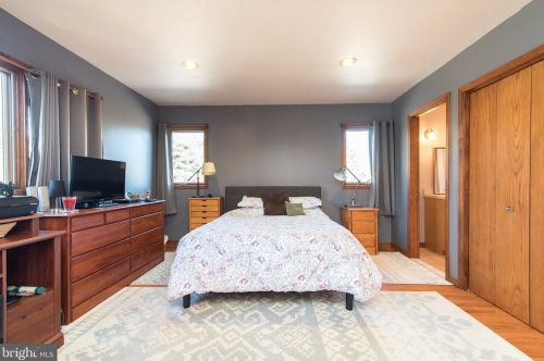 80 Quinn Lea Rd, Harpers Ferry WV 25425-5372 exterior