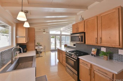 926 Agate St, Anaheim CA  92804-4421 exterior