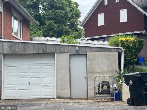 1514 Allison St, Harrisburg, PA 17104-3133