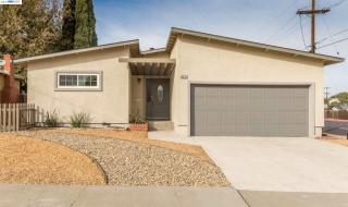 421 14th St, Antioch, CA 94509-2436