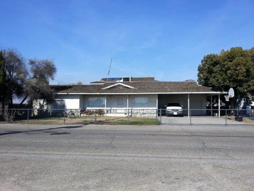 3298 Kamm Ave, Caruthers, CA 93609-9545
