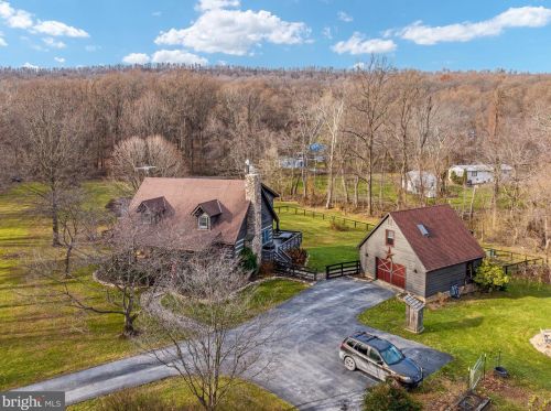 38255 Stevens Rd, Lovettsville, VA 20180-1721