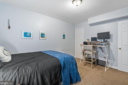 15043 Galapagos Pl, Woodbridge VA  22193-5843 exterior