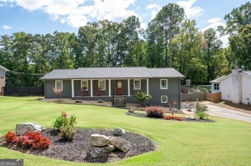 3170 Wendwood Dr, Marietta, GA 30062-1425