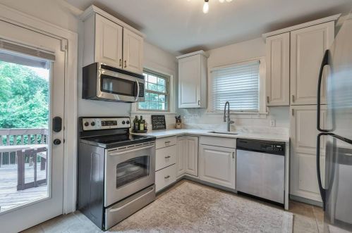 3778 Grovedale Pl, Cincinnati OH  45208-1140 exterior