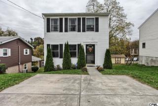 990 Highland St, Harrisburg, PA 17113-1536