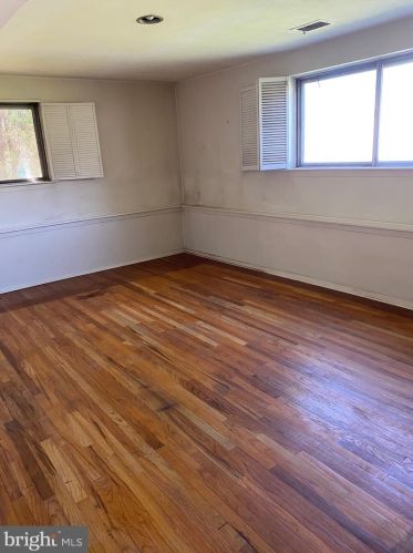 41 Bayberry Rd, Trenton NJ 08618-1023 exterior