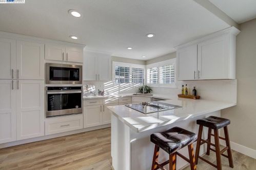 8729 Augusta Ct, Pleasanton, CA 94568-1065