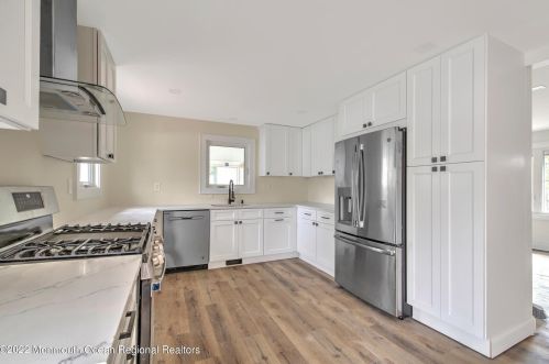 212 Cold Indian Spg Rd, Tinton Falls NJ 07712-3224 exterior