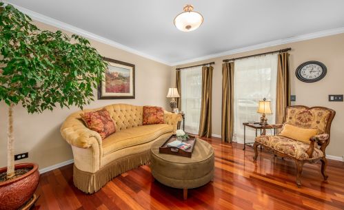 178 Christine Way, Lemont, IL 60440-6137