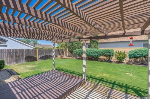 6219 Woodsboro Ave, Anaheim CA  92807-2346 exterior