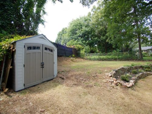 944 Burns Dr, Atlanta GA  30310-4632 exterior