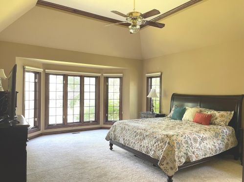 10460 Timberline Ct, Orland Park, IL 60462-7436