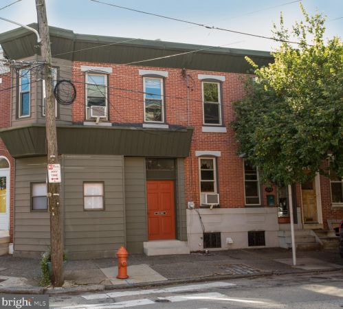 1548 Berks St, Philadelphia, PA 19125-2802