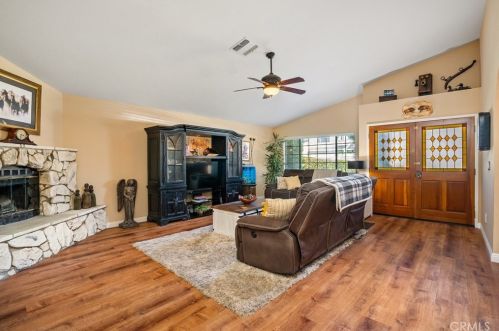 931 Player Ln, Lake Nacimiento, CA 93446-3484