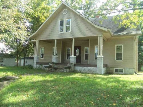 88 Fletchall St, Bugtown, IN 47633-9015