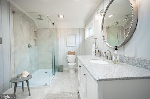 221 Clearview Rd, Hanover PA 17331-1311 exterior