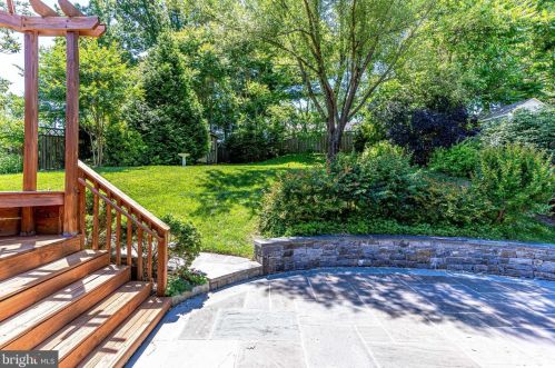 10408 Insley St, Silver Spring MD 20902-4936 exterior