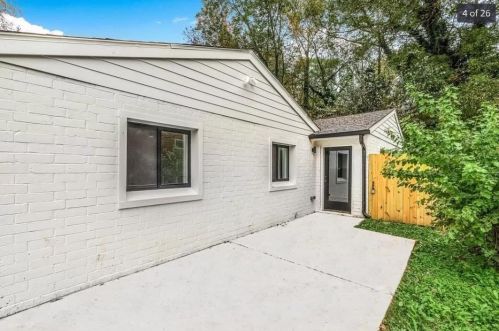 978 Lawton St, Atlanta GA  30310-3336 exterior
