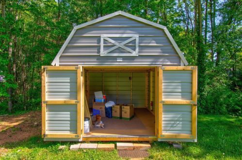 200 Bob White Cir, Cleveland GA  30528-1508 exterior