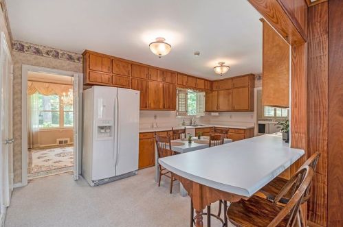 1386 Moores Mill Rd, Atlanta GA  30327-1432 exterior