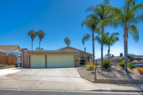 571 Glenheather Dr, San Marcos, CA 92069-2056
