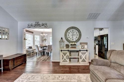 191 Laurel Oaks Ln, Jefferson GA  30549-5590 exterior