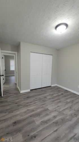 3260 Creekwood Dr, Rex GA  30273-2121 exterior