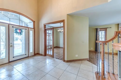 21785 Blue Bird Ln, Frankfort, IL 60423-2295