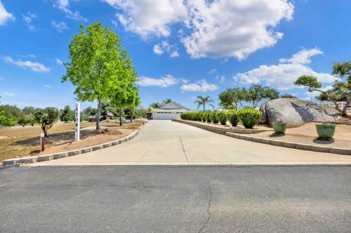 17091 Handlebar Rd, Ramona, CA 92065-7048