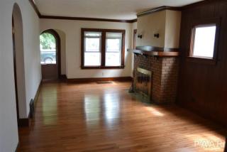 2208 Kellogg Ave, Peoria IL  61604-5532 exterior