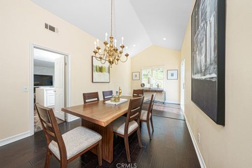 32 Trinity, Irvine CA  92612-3271 exterior