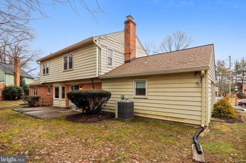 14120 Rippling Brk Dr, Silver Spring MD 20906-2302 exterior