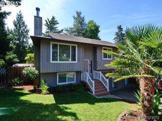 6850 Angus Way, Gladstone OR  exterior