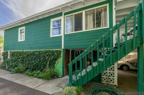 9721 Cactus St, Lakeside, CA 92040-4117