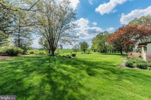 104 Stonehouse Rd, Carlisle PA  17015-7413 exterior