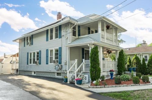 692 Milford Point Rd, Milford, CT 06460-5115