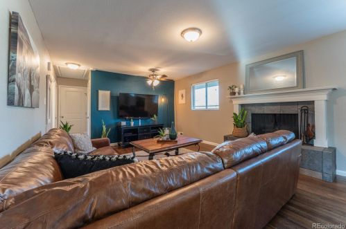 1275 Grape St, Denver CO 80220-5233 exterior