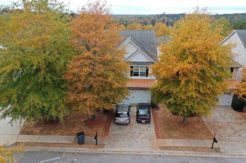 353 Clover Brook Dr, Locust Grove, GA 30248-3692