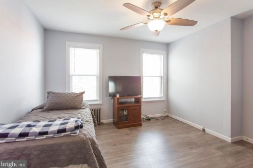 808 Belgrade St, Philadelphia PA 19125-3513 exterior