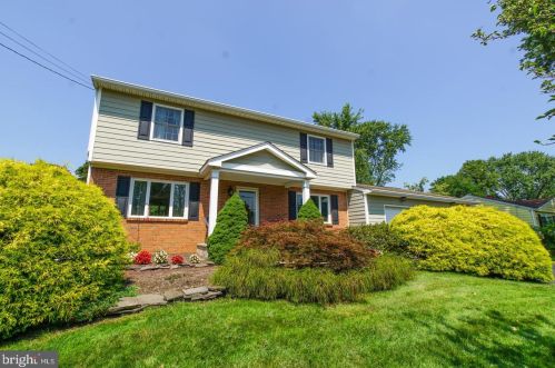 317 Glenn Ave, Trenton, NJ 08648-3244