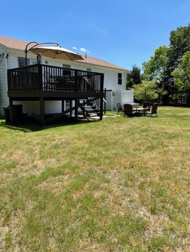 75 Sheila Dr, Charlestown, RI 02813-4136