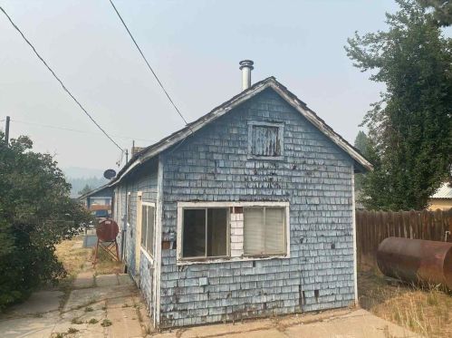 541 2nd Ave, Portola, CA 96122-9410