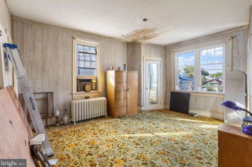 4541 Larchwood Ave, Philadelphia PA 19143-1913 exterior