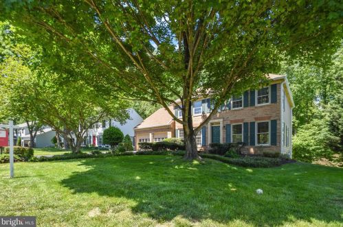 12130 Darnley Rd, Woodbridge, VA 22192-6613