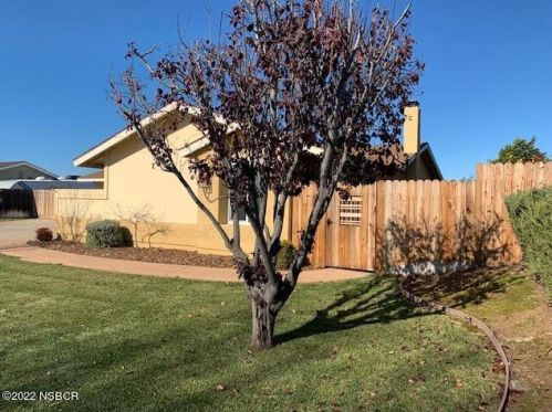 307 Crescent Ave, Santa Maria, CA 93455-5420