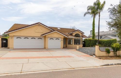 6042 Rio Valle Dr, Bonsall, CA 92003-3505