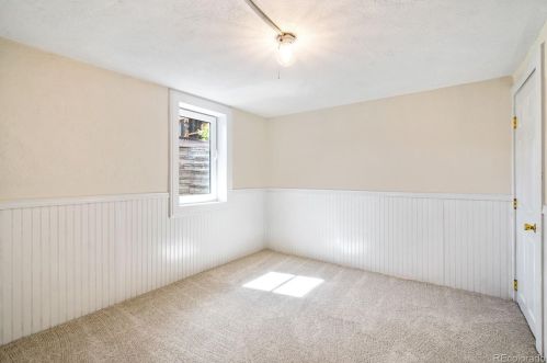 2877 Eudora St, Denver CO  80207-3056 exterior