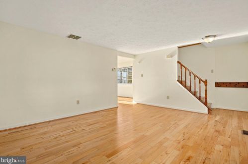 1414 Elm Grv Cir, Silver Spring MD 20905-6060 exterior